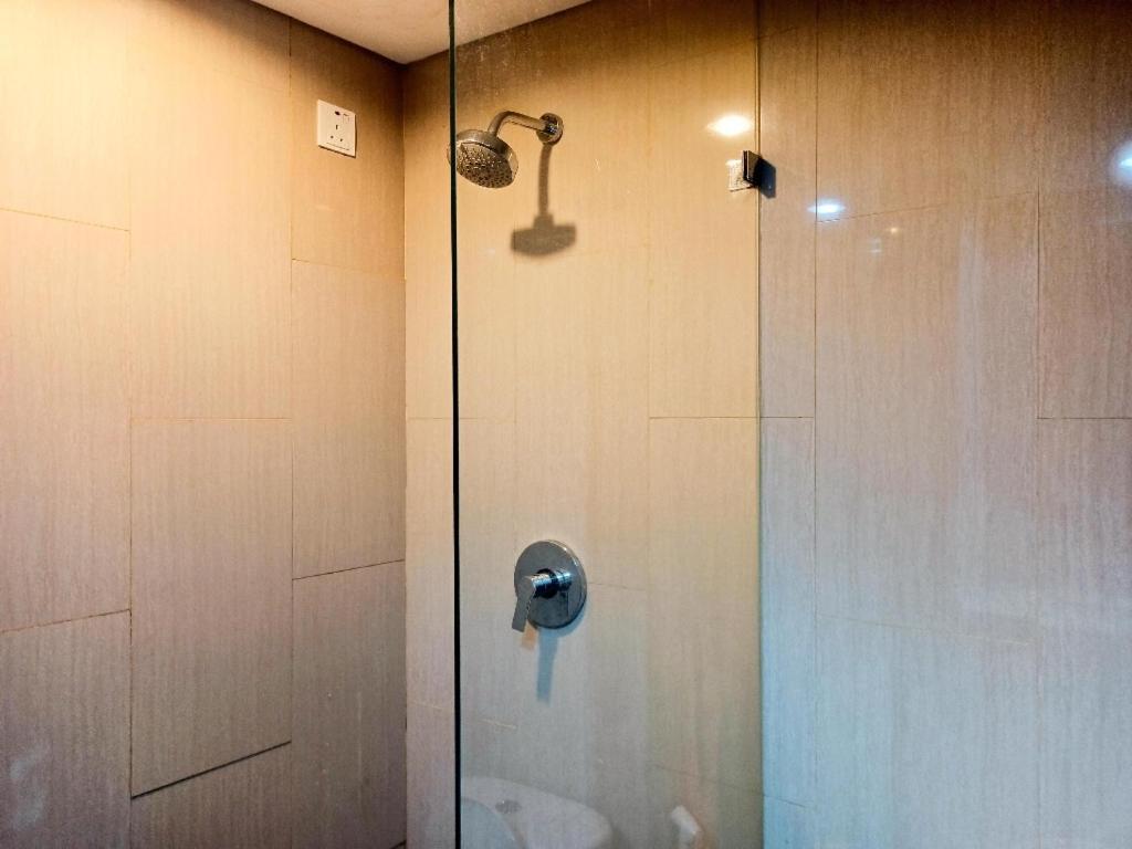 Cozy The H Residence Cawang By Bonzela Property Jakarta Luaran gambar